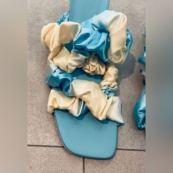 2 ITEM BUNDLE - Jordan 1 Bred Toe Hightops - Bottega Veneta Mule Heels - Size 10 - Picture 13 of 16